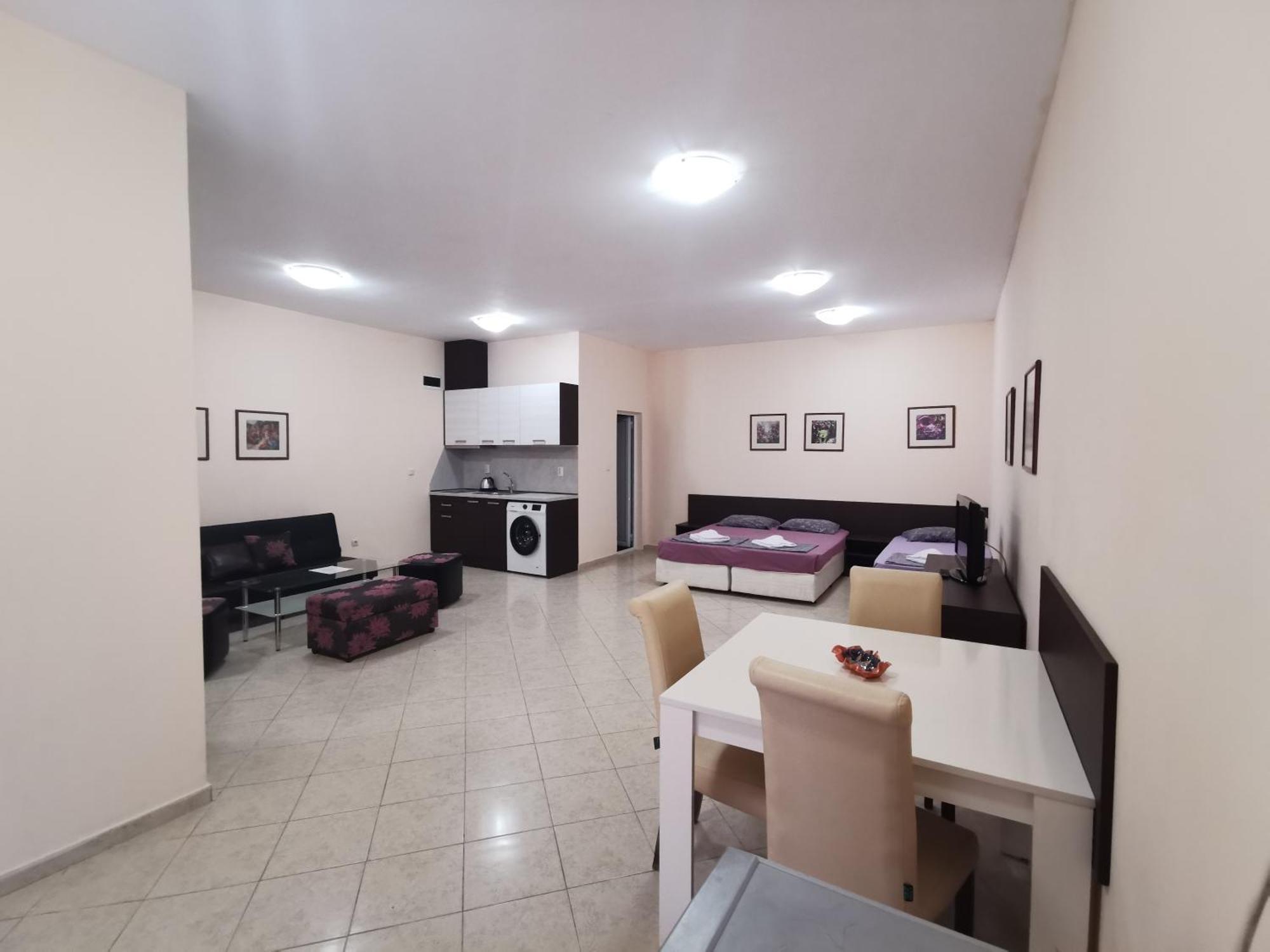 ساني بيتش Rose Garden Omax Apartments المظهر الخارجي الصورة