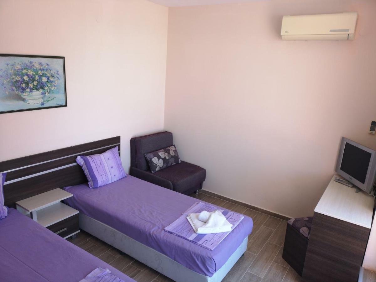 ساني بيتش Rose Garden Omax Apartments المظهر الخارجي الصورة